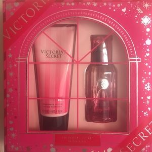 Victoria’s Secret Bombshell Lotion and Perfume Set